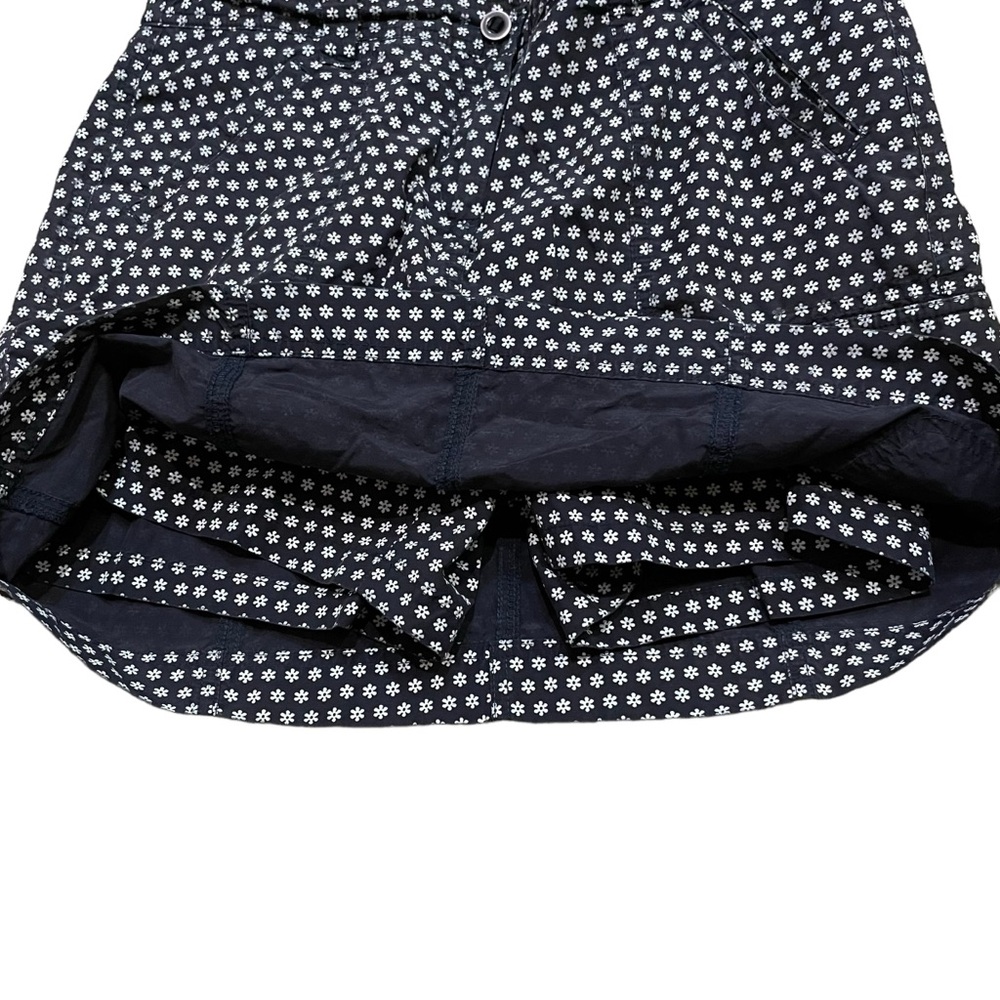 Land’s End Navy Floral Activewear Travel Skort. Size 12 - Picture 4 of 8